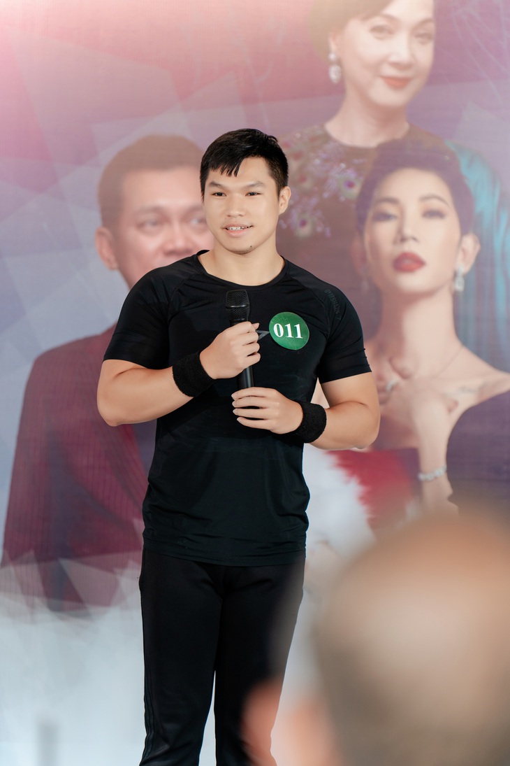 NSƯT Hữu Châu cùng NSND Lê Khanh quyết tâm truy tìm 'tiểu tam'  - Ảnh 8.