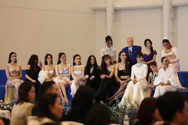 30 mỹ nhân đầu tư cho màn xuất hiện tại sự kiện ra mắt Chị đẹp đạp gió rẽ sóng chiều 19-10