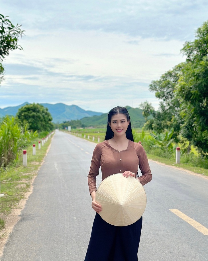 Thi Phượng hạnh phúc vì được chồng ủng hộ khi thực hiện ước mơ làm ca sĩ