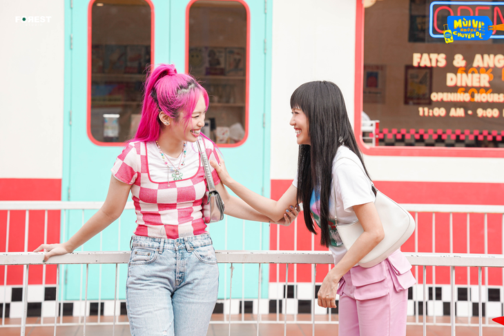 Cùng với chủ đề "Đàn ông sao Hỏa, đàn bà sao Kim", các khách mời đã đưa khán giả trải nghiệm văn hóa đặc sắc tại Thái Lan.