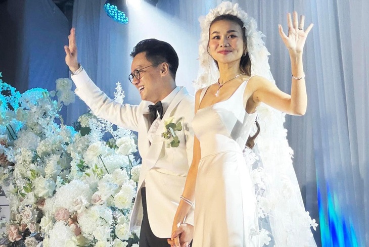 "Đám cưới thế kỷ" của cô dâu Thanh Hằng và chú rể Trần Nhật Minh