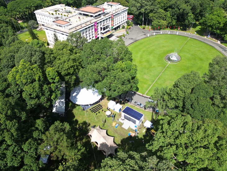 Toàn cảnh sự kiện Taste of Saigon by artLIVE nhìn từ trên cao