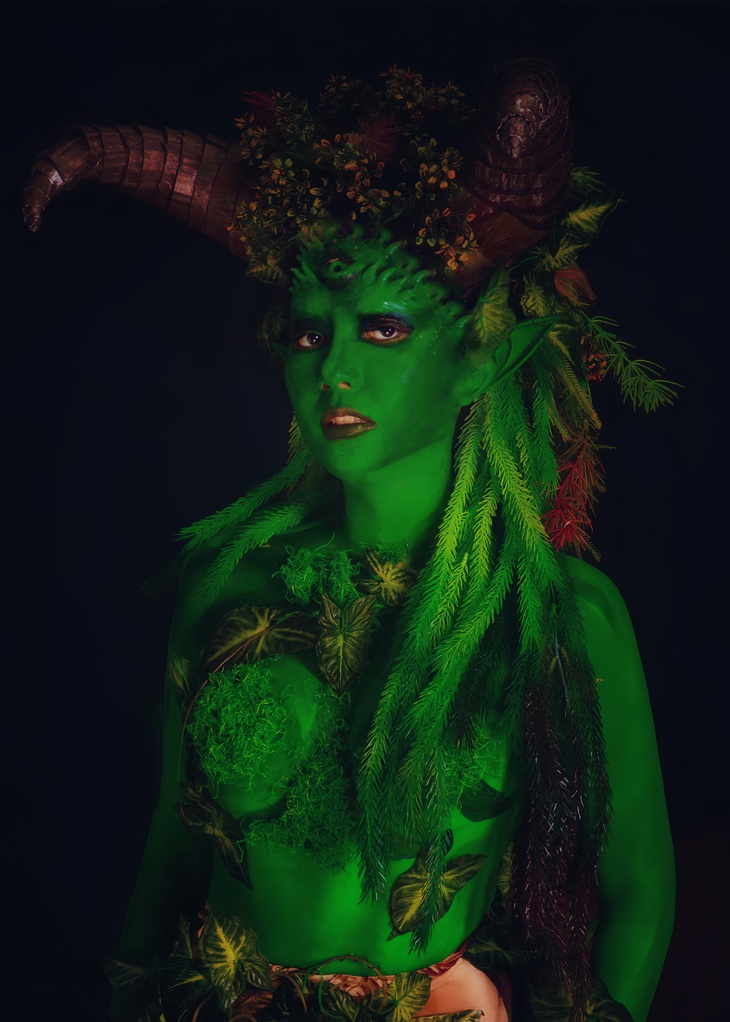 Băng Di tiếp tục giữ vững danh hiệu "nữ hoàng Halloween" Việt Nam - Ảnh 4.