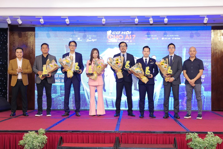 Các Sếp tại buổi họp báo công bố Cơ hội cho ai? - Whose chance? mùa 5 quay trở lại vào ngày 3-10 vừa qua