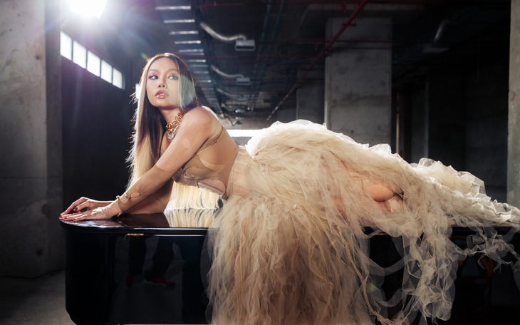 "Cáo Tiểu Thư" Vũ Thảo My muốn tấn công thị trường âm nhạc thế giới từ "Silence"