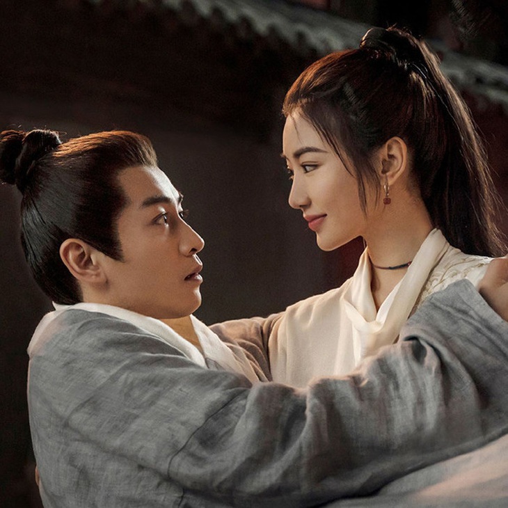 Mao Hiểu Đồng và Trần Hiểu khá kén chọn trong những kịch bản cổ trang, do đó Vân Tương truyện được khán giả hết sức mong chờ và đánh giá cao.