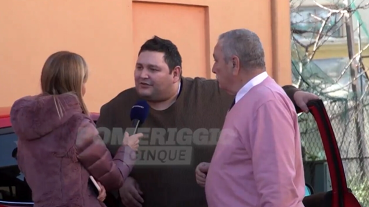 Ở thời điểm được thả ra, tên sát nhân đã nặng hơn 200kg.