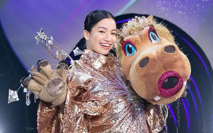 Vừa lộ diện, "Hà Mã" Lâm Bảo Ngọc tỏ tình với "Bố Gấu" Hoàng Hải