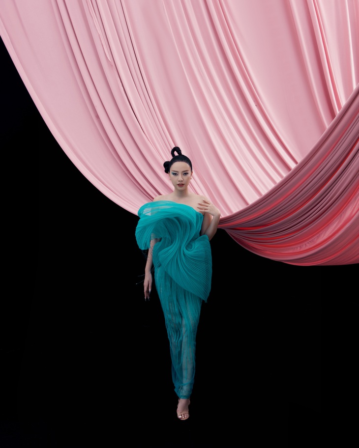 Sau nhiều năm nỗ lực, Băng Di của hiện tại đã tỏa sáng theo cách của riêng mình.