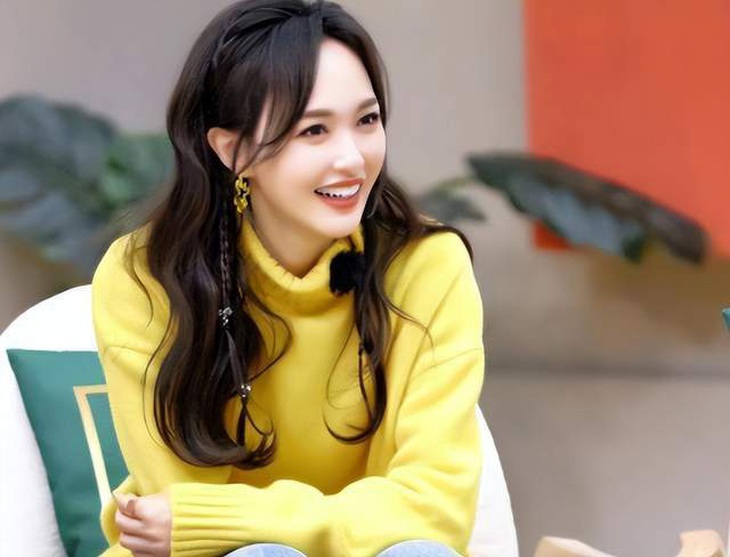 Đường Yên tiết lộ từng nhắn tin xin Xa Thi Mạn giới thiệu đóng Nữ hoàng tin tức nhưng bị đàn chị từ chối phũ