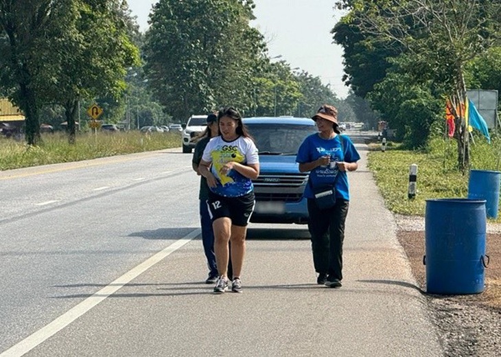 Chạy bộ 20km sau khi 'được' ly hôn chồng- Ảnh 2.