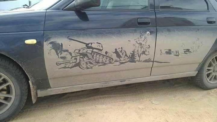 Trước sau gì trời cũng mưa, rửa xe chi nè?!