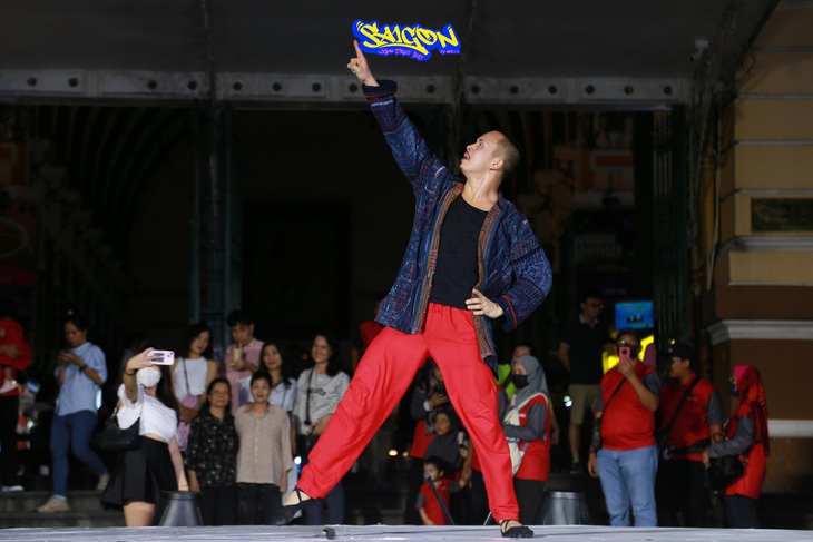 Nghệ sĩ Felix Minh Ân Nguyễn