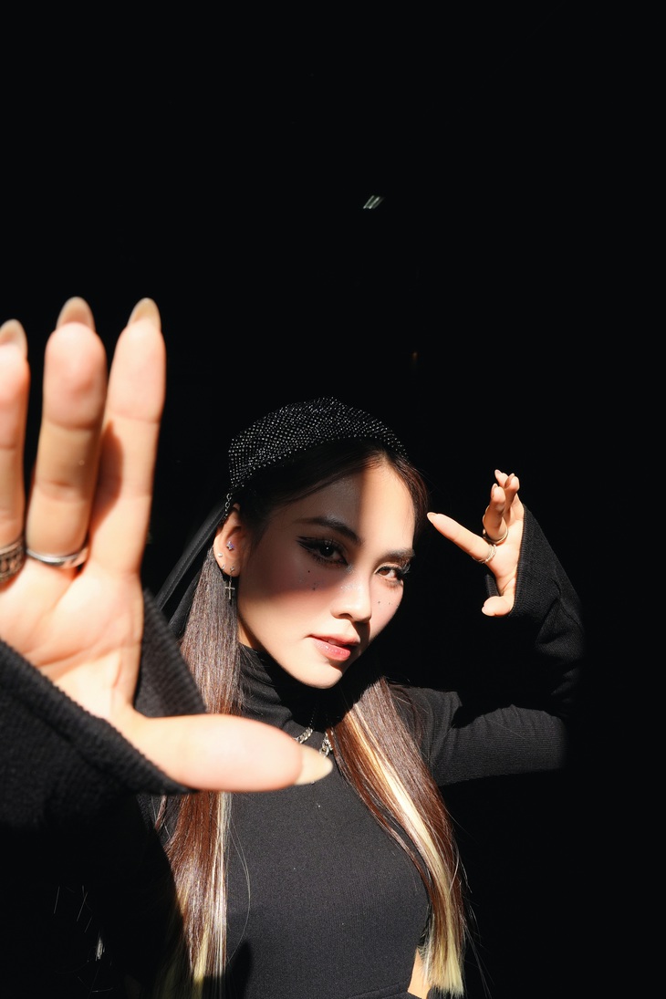 Hoa hậu Mai Phương hoàn thành tốt cả phần đọc rap và nhảy trong 'Dancing Heart - Nhịp điệu con tim'