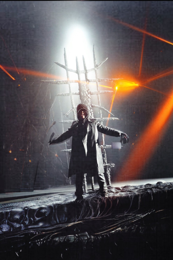 LK cùng 2 người anh em RichChoi và B-Wine chiến đấu với con quái vật đó trong thế giới giả tưởng do chính mỗi người tạo ra