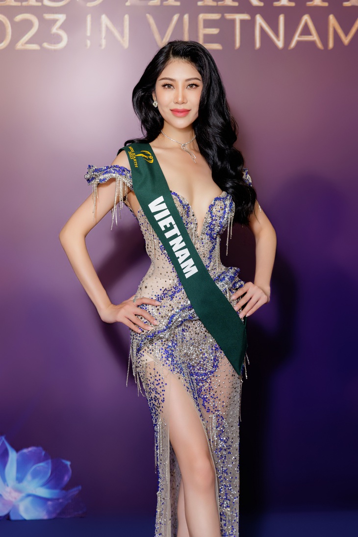 Việc chiến thắng giải thưởng đầu tiên của Miss Earth 2023 được xem là động lực lớn đối với Lan Anh trong chặng bán kết và chung kết sắp tới.