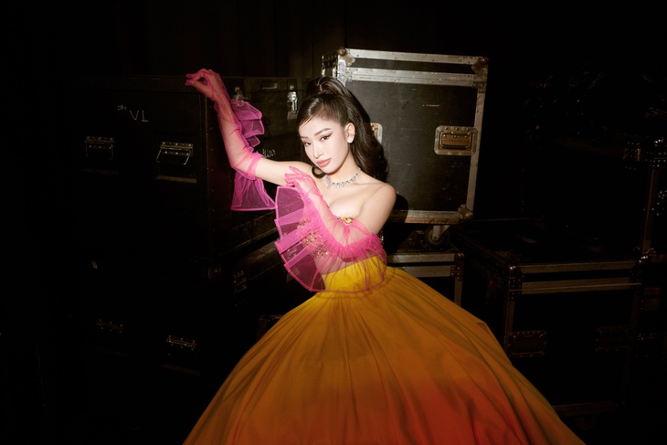 Mini concert "Ngoc" cũng là một phần trong dự án REWIND - REMIND - RENEW của Lâm Bảo Ngọc sau khi tham gia chương trình The Masked Singer Vietnam - Ca sĩ mặt nạ mùa 2.