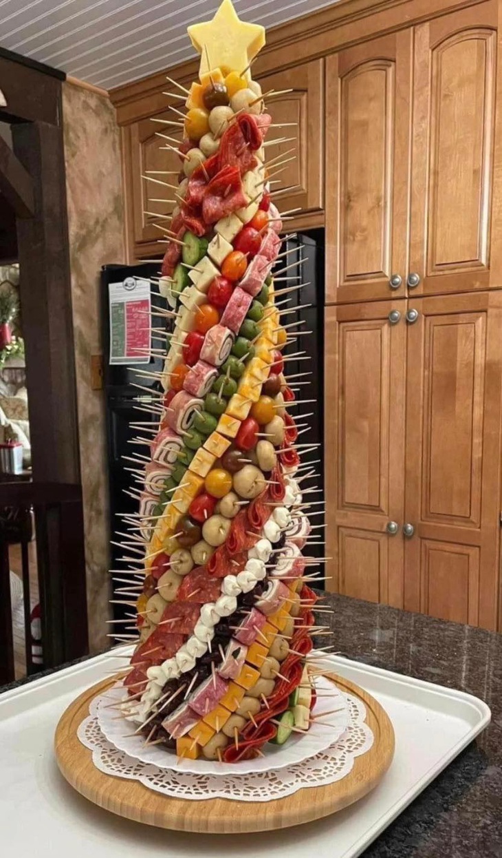 Cây thông Noel "xôi thịt".