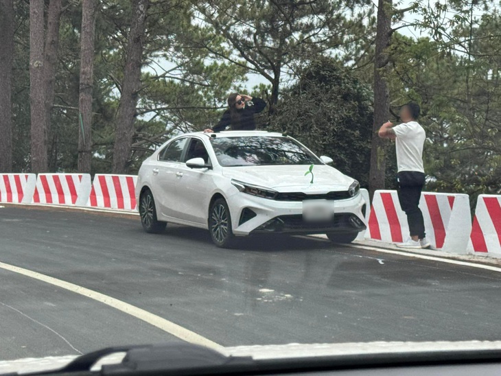 Hình như "bỏ quên" thứ gì đó ở nhà rồi.