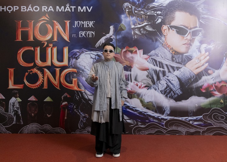 MV Hồn Cửu Long là cột mốc đánh dấu 12 năm lấn sân làm nghệ thuật của Jombie.