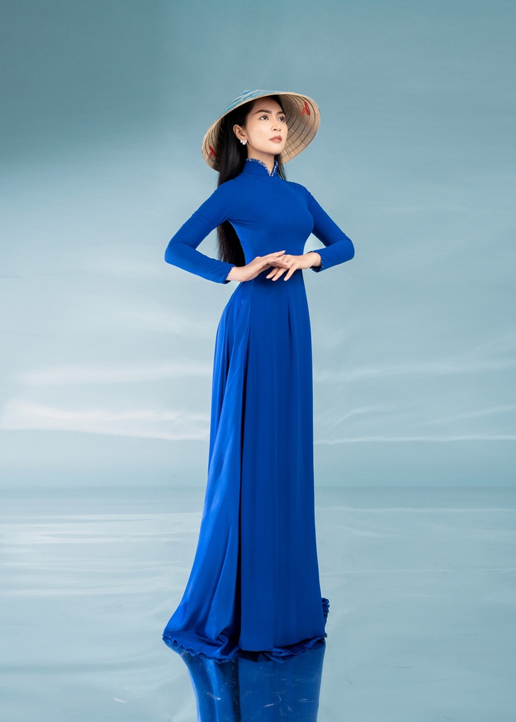 Ca sĩ Duyên Quỳnh là "nàng thơ" mới của Nguyễn Văn Chung