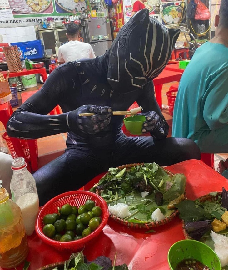 Anh nhớ hòa nhập thôi nhé, đừng hòa tan. 