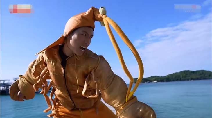 Song Luân, Anh Tú 'mếu máo' vì phải chọc cười 'vựa muối' showbiz- Ảnh 2.