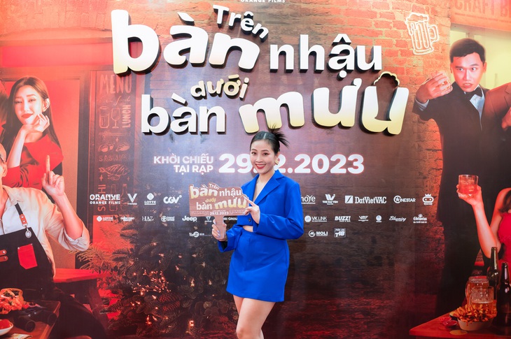 MC Liêu Hà Trinh