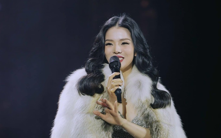 Lệ Quyên úp mở kế hoạch làm live show "để đời" trong tương lai gần