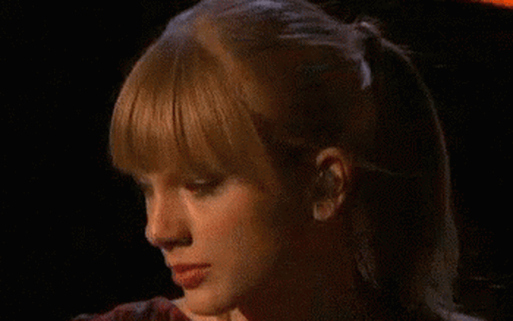 Fan nữ 'hỗn chiến' giữa đường hậu liveshow của Vương Nhất Bác - Ảnh 6.