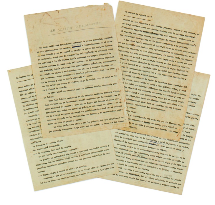 Hai bản đánh máy của cuốn La Siesta del Martes với bút tích chỉnh sửa của Gabriel García Márquez, giá khởi điểm đấu giá 20.000-30.000 USD.