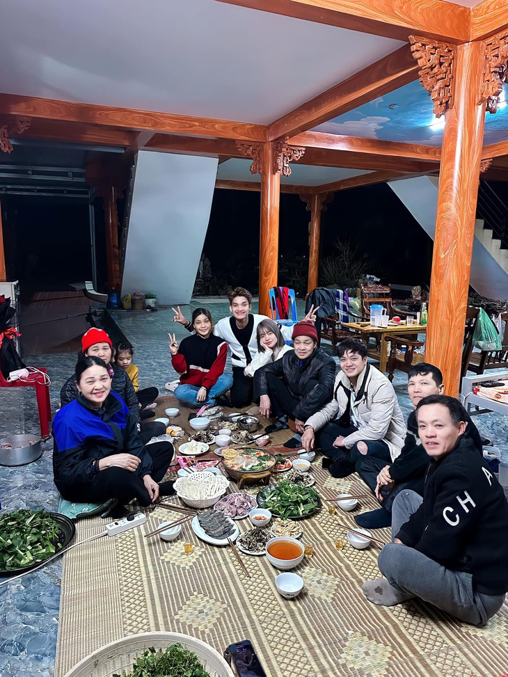 Mạc Văn Khoa hé lộ lý do đón Tết muộn bên gia đình - Ảnh 4.