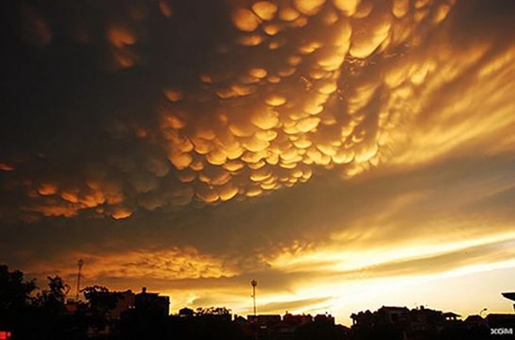 Ngỡ ngàng những đám mây độc lạ Việt Nam nhất từng xuất hiện - Ảnh 1.