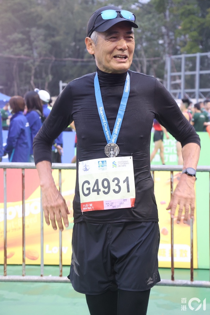 Bị Châu Nhuận Phát chỉ thẳng mặt chửi té tát, nhưng Lưu Đức Hoa vẫn vui vẻ biết ơn - Ảnh 2.