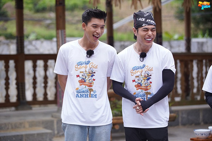 Lê Dương Bảo Lâm tức không thể ngủ vì bị fan nhí phũ - Ảnh 2.