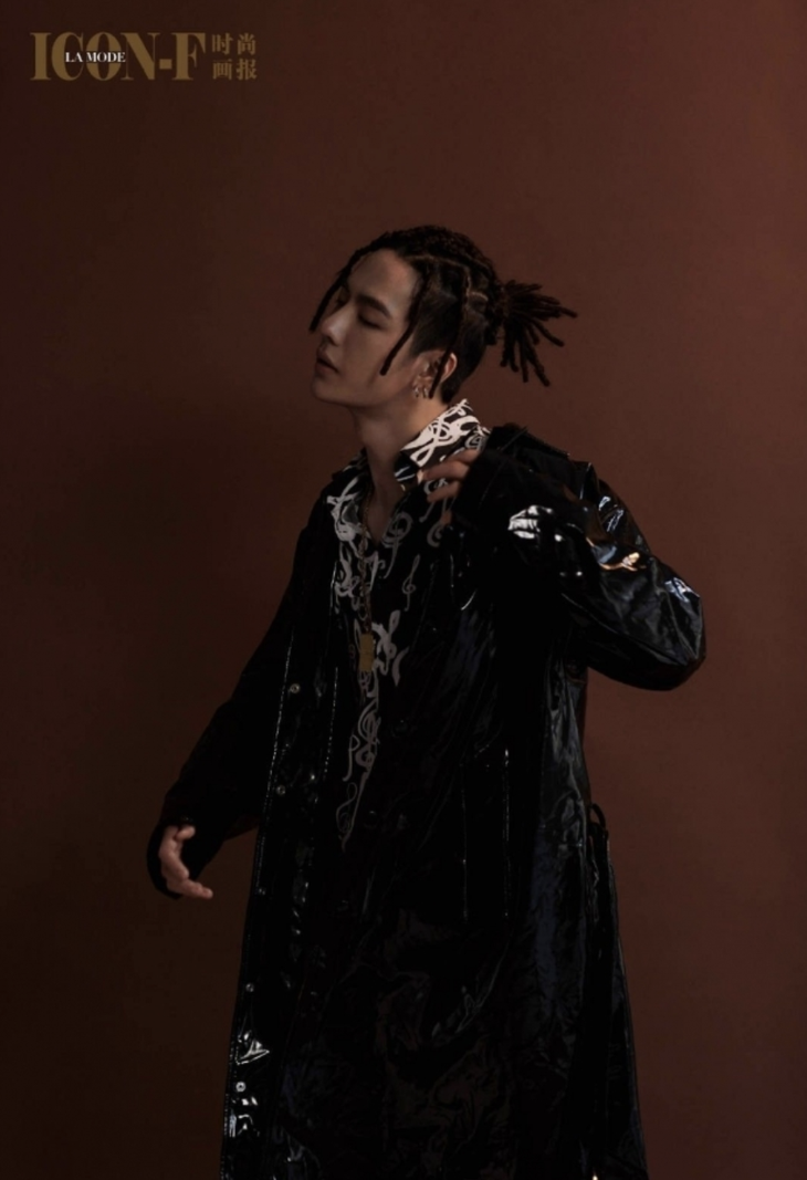 Lý do quái vật làng nhảy Alex The Cage, Vương Nhất Bác và dàn mỹ nam thích diện kiểu tóc này - Ảnh 7.