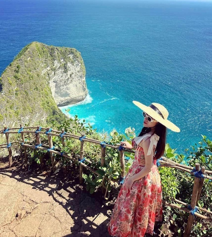 Ảnh vui 20-2: Bí kíp hạnh phúc khi đi du lịch của các cặp đôi - Ảnh 2.