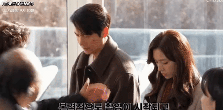 Hé lộ cảnh hậu trường túm tóc, ‘tác động vật lý chấn động nhất của Red Balloon - Ảnh 3.