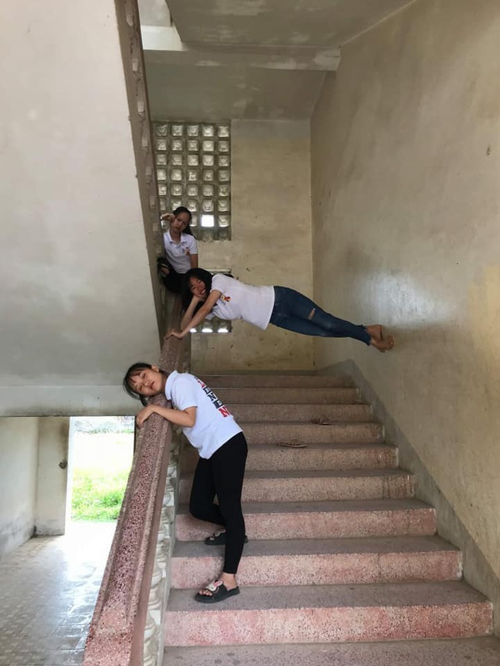 101 địa điểm chụp ảnh ối giời ôi khiến dân tình ôm bụng cười - Ảnh 4.