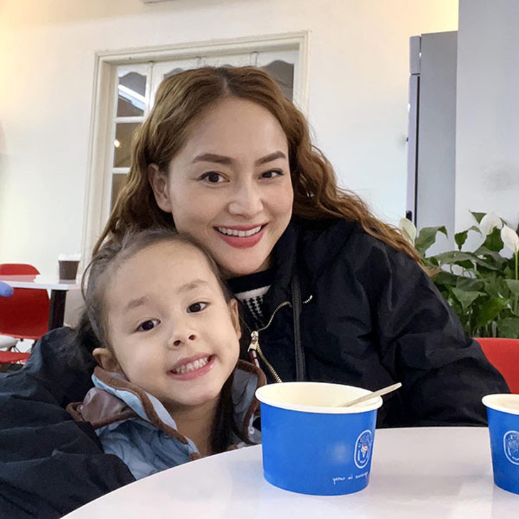 Ảnh vui sao Việt 28-2: Vợ chồng Bảo Thanh dậy thì thành công - Ảnh 5.