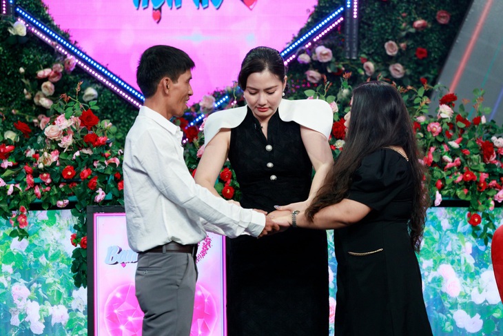 Quyền Linh mai mối thành công cho cô nàng 32 tuổi chưa một mối tình vắt vai - Ảnh 4.