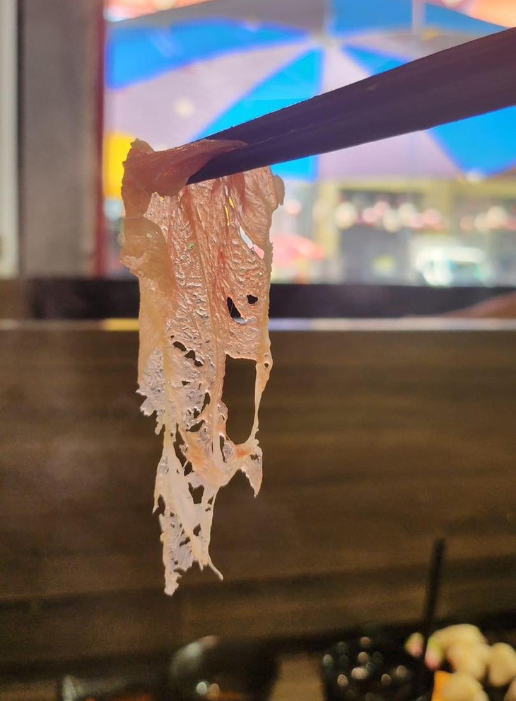 Ảnh vui 6-2: Lộc Fuho đóng vét làm giám đốc công ty xây dựng - Ảnh 3.