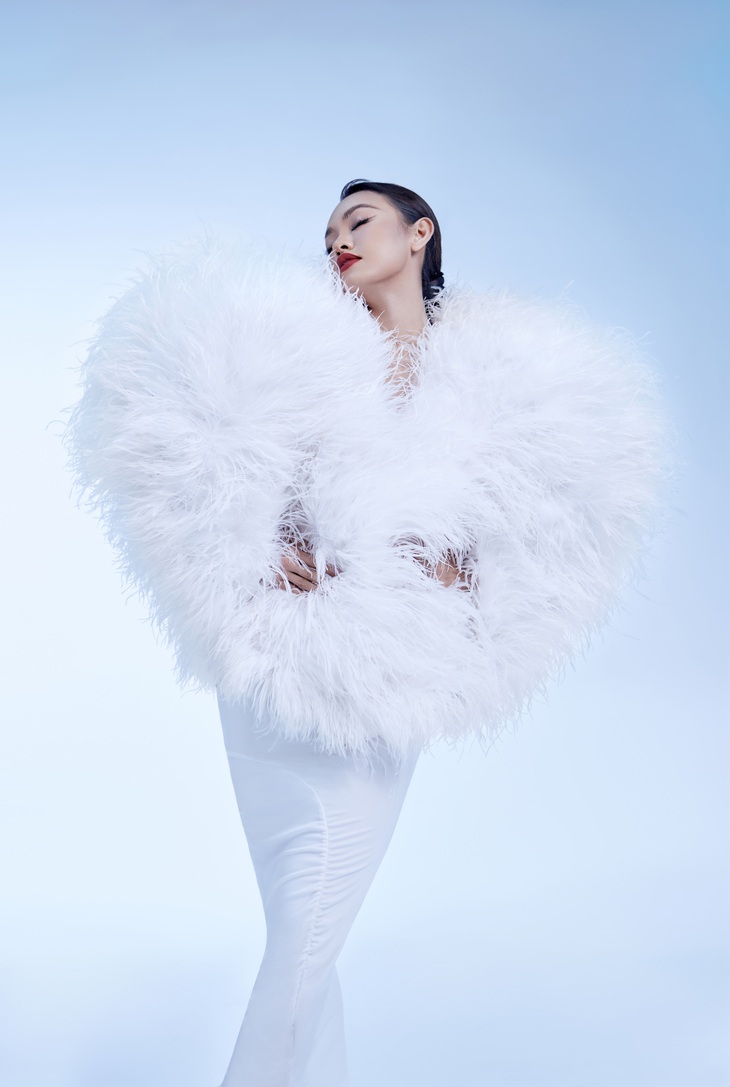 Á hậu Mai Ngô sang chảnh, nóng bỏng đến đâu trong bộ ảnh năm mới - Ảnh 2.