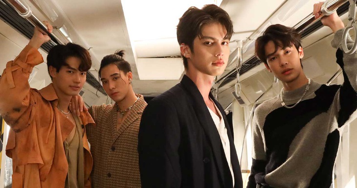 F4 Thái Lan chào fan Việt Nam, hẹn gặp vào tháng 3 - Ảnh 1.