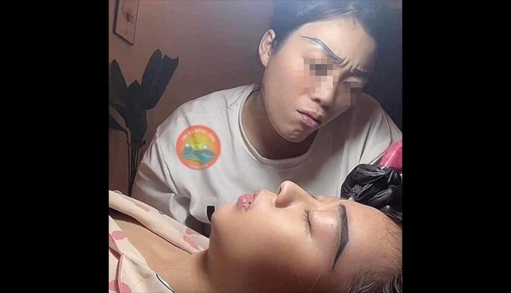 Ảnh vui 9-2: Phát hiện idol đi xe ôm không đội nón bảo hiểm - Ảnh 2.