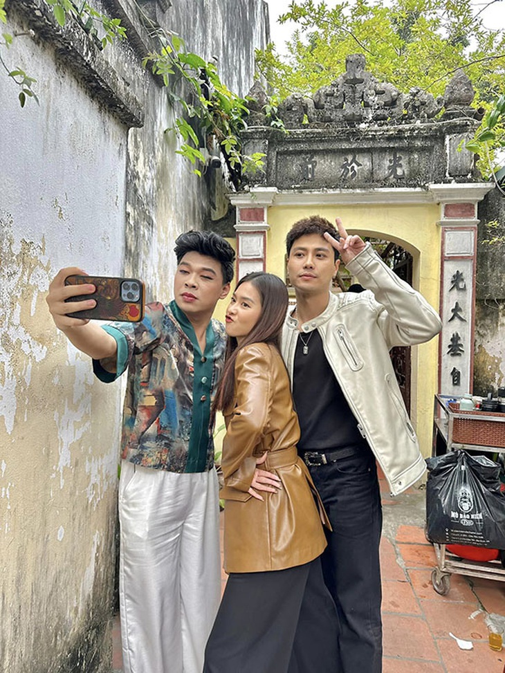 Ảnh vui sao Việt 11-3: Trường Giang khen con gái càng lớn càng dễ thương giống bố - Ảnh 2.