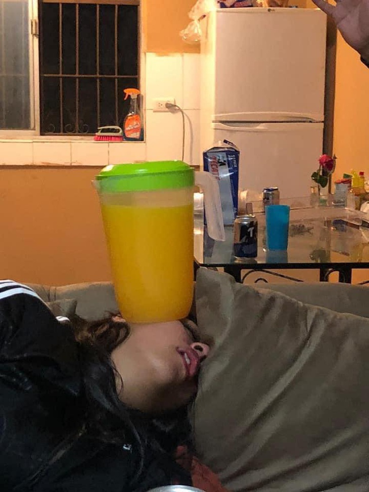 Lời cảnh tình: Đừng ngủ khi đám bạn thân còn thức! - Ảnh 4.