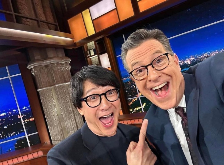 Quan Kế Huy gây thích thú với loạt ảnh ‘đu idol’ Hollywood - Ảnh 4.