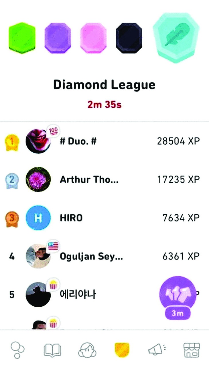 Đứng đầu cấp Kim cương là những người có số XP "khủng". Việc họ có thật sự học để đạt con số đó không cũng là bí ẩn.