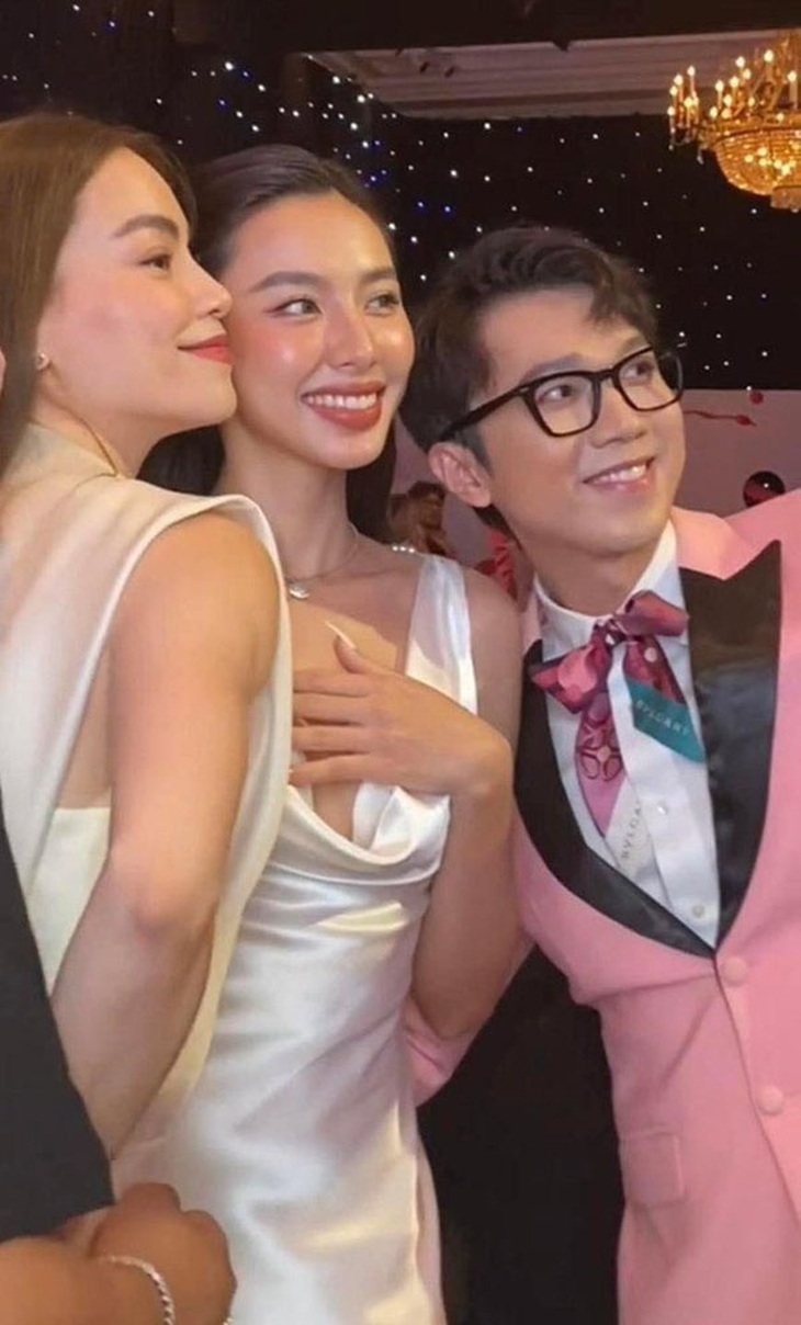 Hơn 14 tuổi nhưng Hồ Ngọc Hà chưa một lần lép vế Thùy Tiên - Ảnh 2.